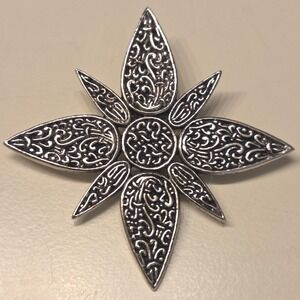 John Hardy Silver Tone Floral Starburst Engraved Detailed Clip